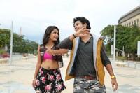 Chalthe Chalthe Movie Photos